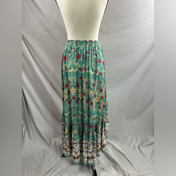 Green Boho Asymmetrical Hem Floral Printed Skirt - Picture 7 of 7